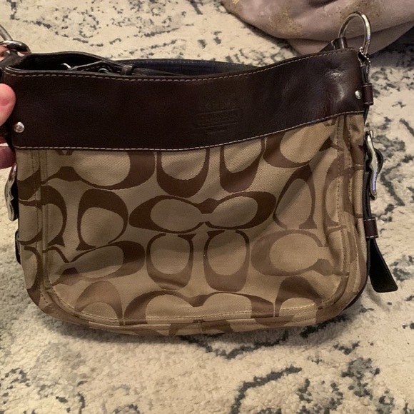 Classic Coach print handbag - Picture 2 of 4